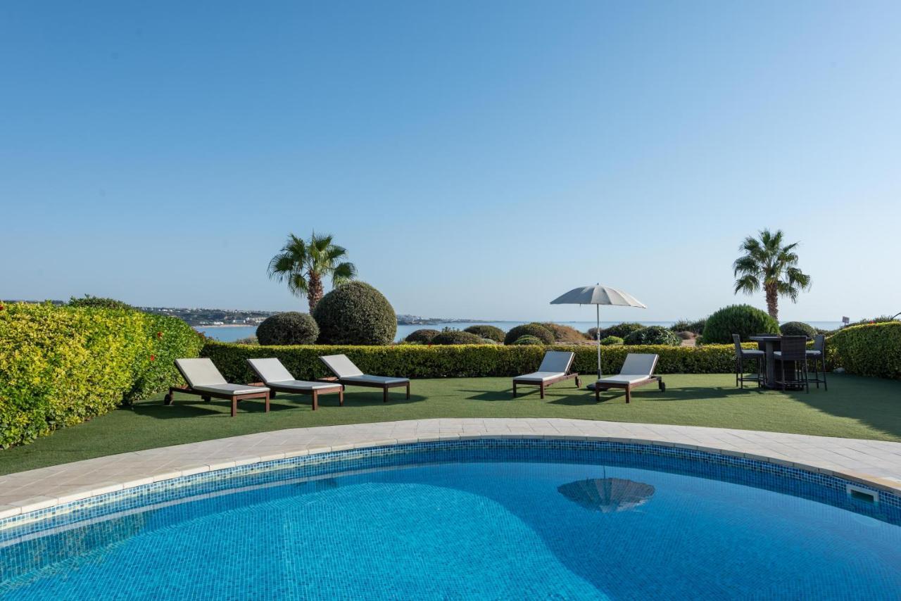 Villa Marina Sunrise By Ezoria Villas Coral Bay Zewnętrze zdjęcie