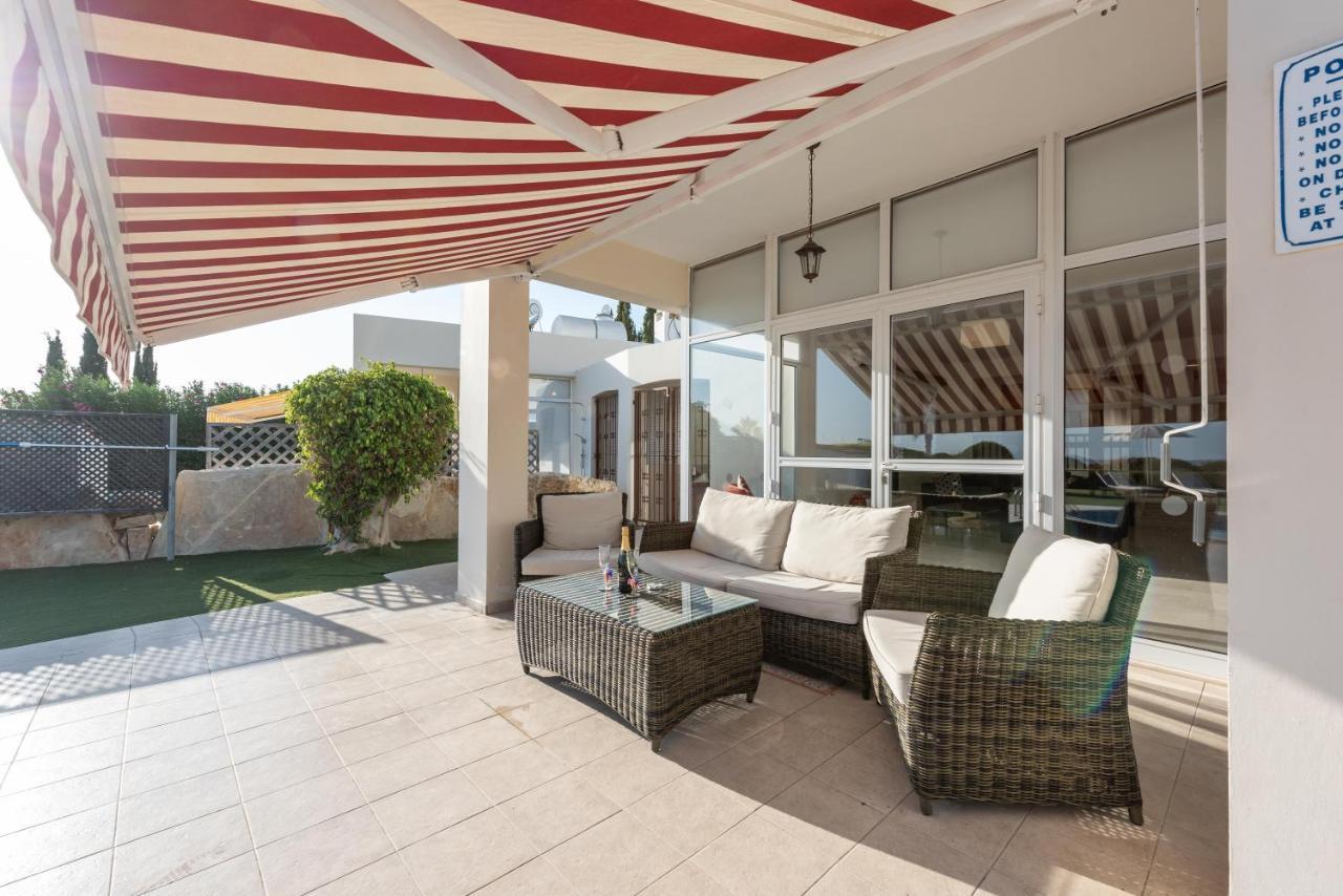 Villa Marina Sunrise By Ezoria Villas Coral Bay Zewnętrze zdjęcie