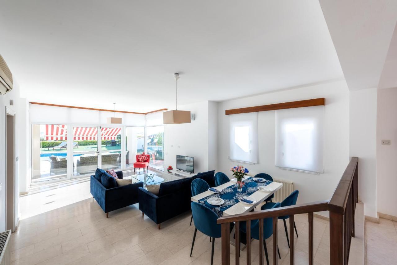 Villa Marina Sunrise By Ezoria Villas Coral Bay Zewnętrze zdjęcie